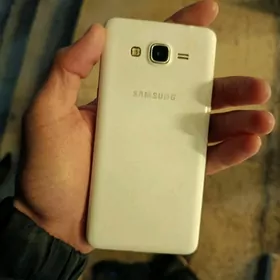 Samsung J5