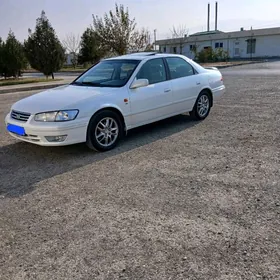 Toyota Camry 2001