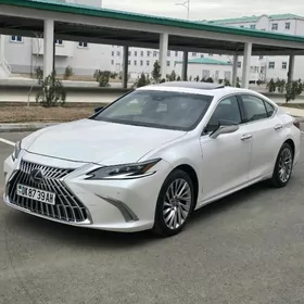 Lexus ES 350 2020