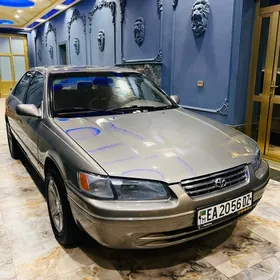 Toyota Camry 1999