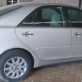 Toyota Camry 2005