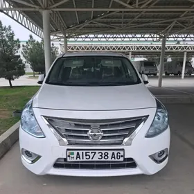 Nissan Sunny 2022