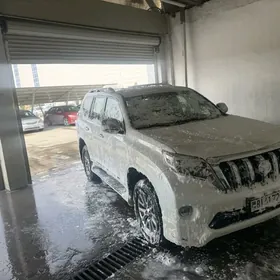 Toyota Land Cruiser Prado 2014