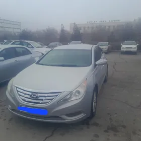Hyundai Sonata 2011