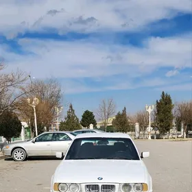 BMW 525 1989