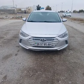 Hyundai Elantra 2018