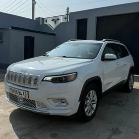 Jeep Cherokee 2021