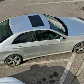 Mercedes-Benz E350 2010