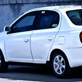 Toyota Echo 2003