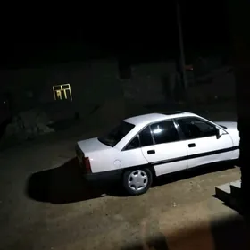 Opel Omega 1990