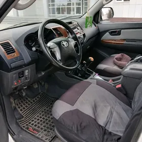 Toyota Hilux 2014