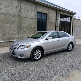 Toyota Camry 2011