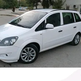 Opel Zafira 2016
