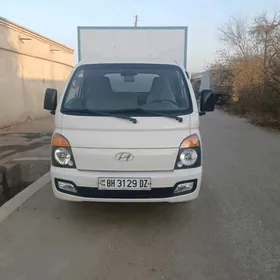 Kia Bongo 2013