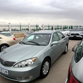 Toyota Camry 2005