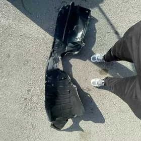 Nissan wersa padkrilnik