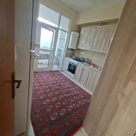 Gyz kwartirant gerek