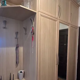 Шкаф в прихужую