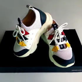 Кроссовки 29