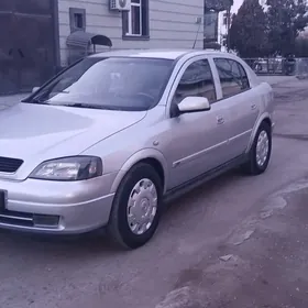 Opel Astra 2003