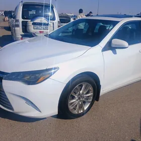 Toyota Camry 2016