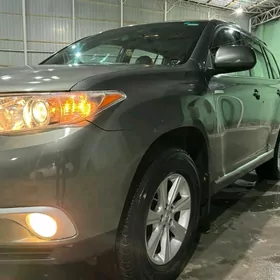 Toyota Highlander 2012