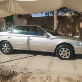 Toyota Camry 1999