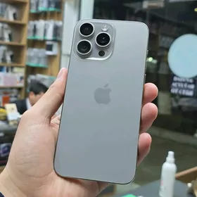 IPHONE 15 PRO MAX 90%