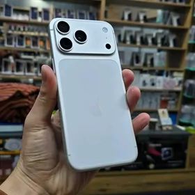 IPHONE 17 PRO MAX SILVER