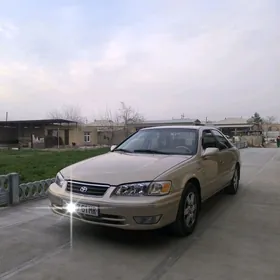 Toyota Camry 1999