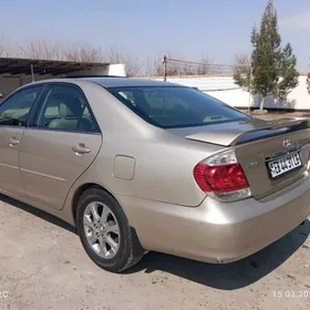 Toyota Camry 2004