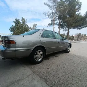 Toyota Camry 1997