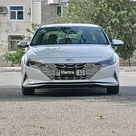 Hyundai Elantra 2021