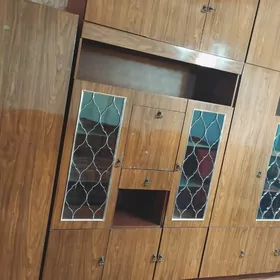 стенка и шифоньер