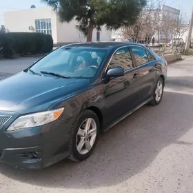 Toyota Camry 2011