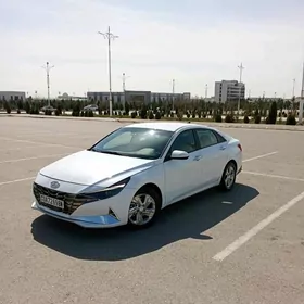 Hyundai Elantra 2021