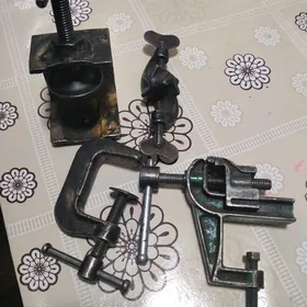 тиски для мелких работ