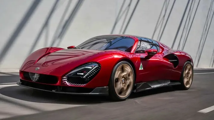 Alfa Romeo 33 Stradale признана автомобилем года за свой дизайн