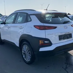 Hyundai Kona 2021