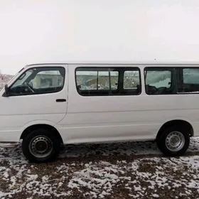 Toyota Hiace 2002