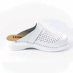 женский медицинские тапочки