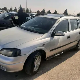 Opel Astra 2000