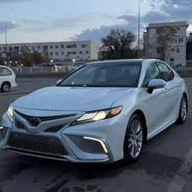 Toyota Camry 2022