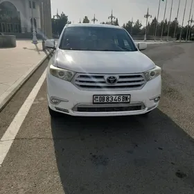 Toyota Highlander 2013