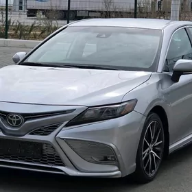 Toyota Camry 2023