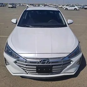Hyundai Elantra 2020