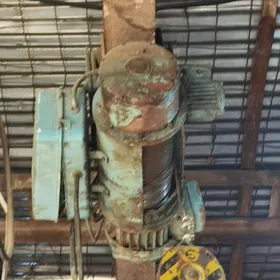 Ýük göterýän tal