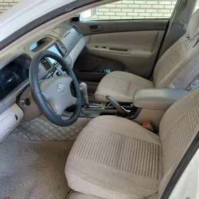 Toyota Camry 2003