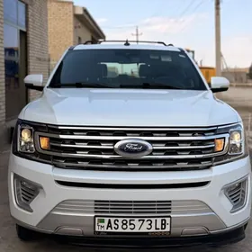 Ford Expedition 2021