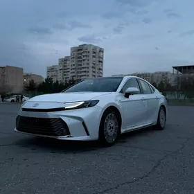 Toyota Camry 2026